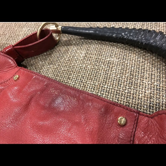 Yves Saint Laurent Leather shoulder bag - Picture 5 of 5